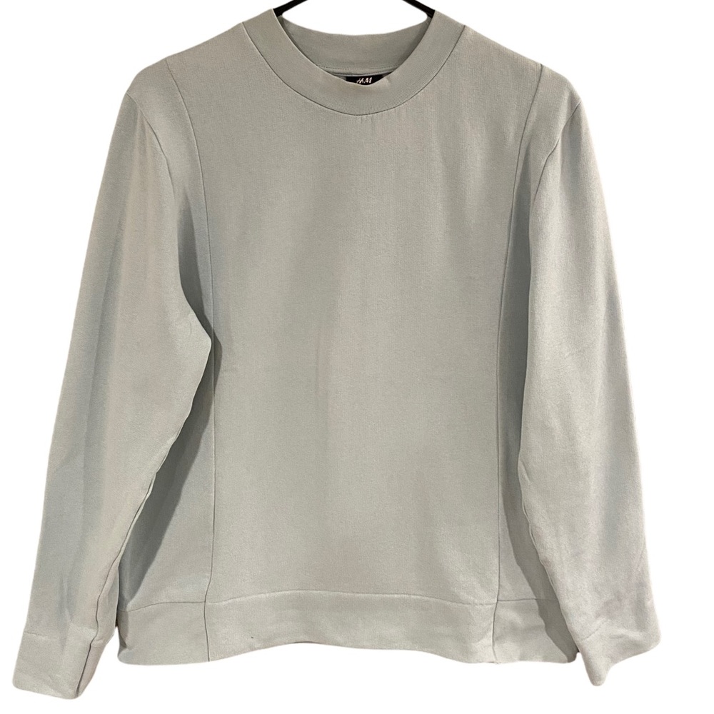 H&M Crew Neck Shirt. Size S. **Never worn, Like New**